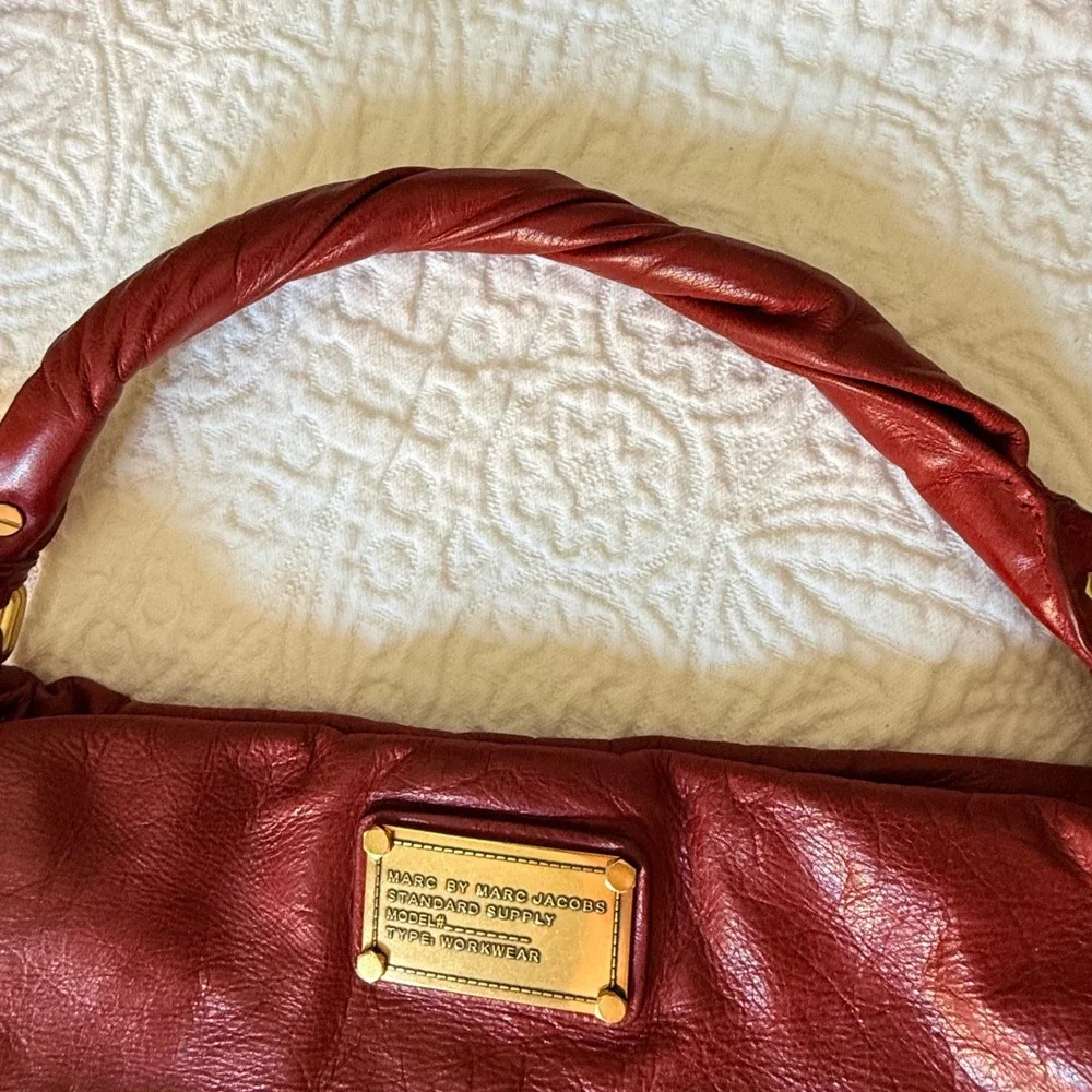 Marc By Marc Jacobs Classic Q Hillier Hobo Bag Women Red Leather Crossbody Gold
